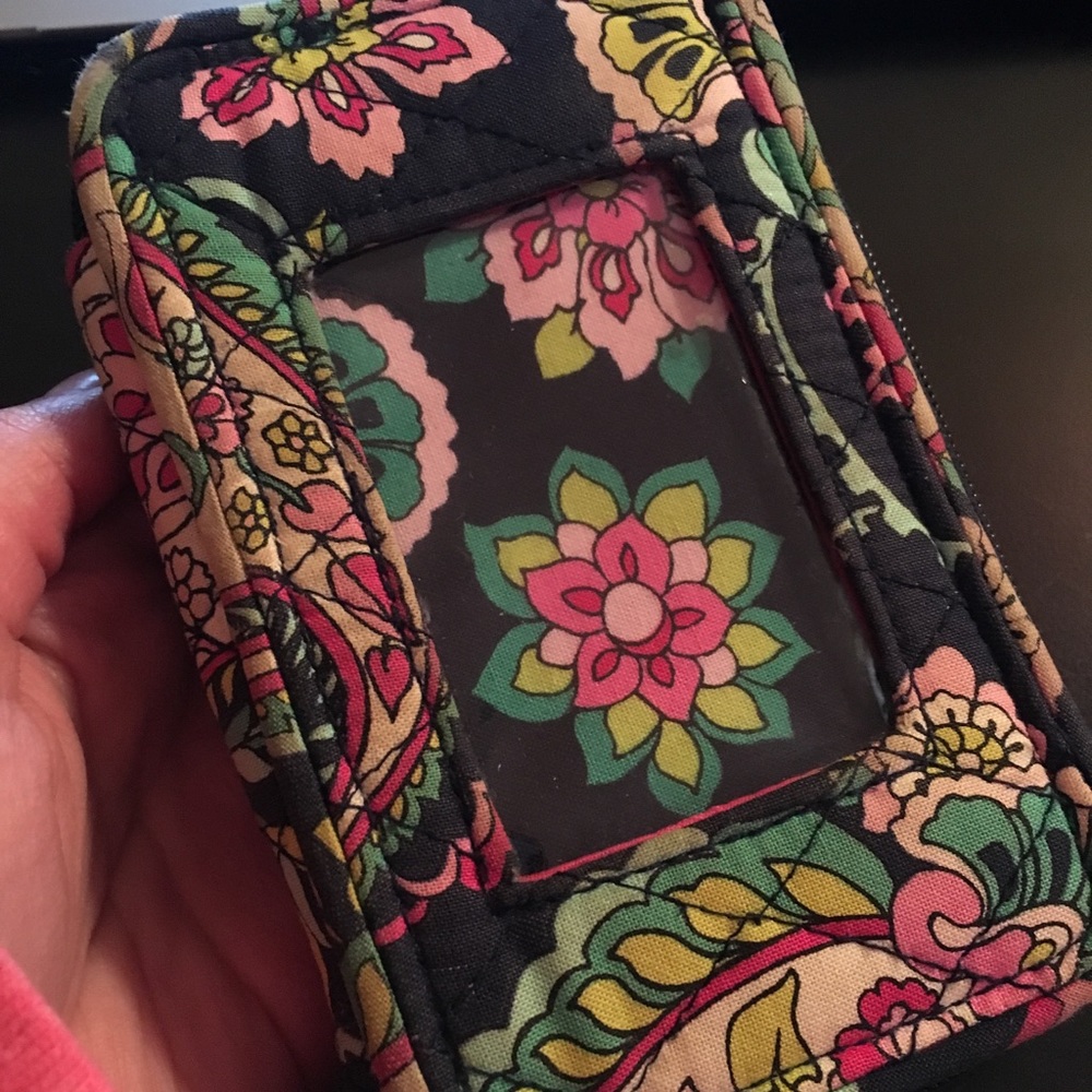 Vera Bradley smartphone wallet